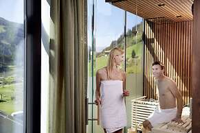 Almhof Family Resort & SPA