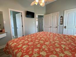 Serendipity Shore 3 Bedroom Home by RedAwning