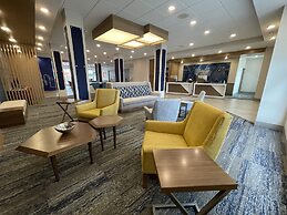 Holiday Inn Express & Suites Ft. Smith Airport, an IHG Hotel