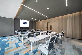 Holiday Inn Express Zhuhai Gongbei by IHG