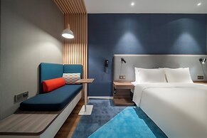 Holiday Inn Express Zhuhai Gongbei by IHG