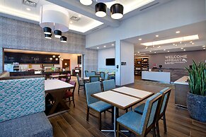 Hampton Inn & Suites Ottawa West