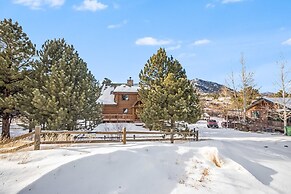 Creekside -- Ev #3481 4 Bedroom Home by RedAwning