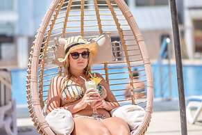 Mirage Bab Al Bahr Hotel