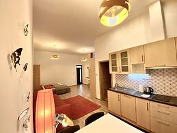 Gracia Apartment House