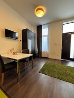 Gracia Apartment House