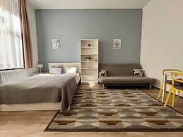 Gracia Apartment House