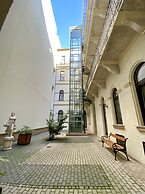 Gracia Apartment House