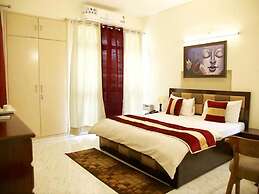 Room in Guest Room - Maplewood Guest House, Neeti Bagh, New Delhiit is