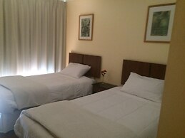 Stay at Confortable Scandinavia Hotel Bb