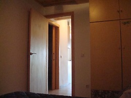 Impressive in Ground Floor With Terrace of 2 Rooms and Pool