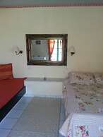 Room in Guest Room - Private Premium Studio for A Pleasant Holiday In 