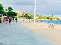 Investingspain Studio Beach Paradise Front sea Views on the Beach