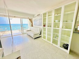 Investingspain Studio Beach Paradise Front sea Views on the Beach