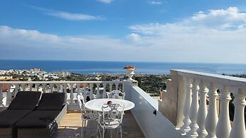 Charming Studio in Heraklion Prefecture With Private Entrance and Scen