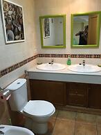 Triple Apartment - Double and Single bed 2