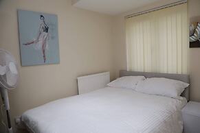 Room in House - Aa Guest Room2