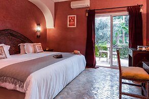 Room in B&B - Double Bedroom in a Charming Villa in the Marrakech Palm