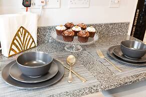 Room in Apartment - 12 Helena Luxury Serviced Apartment