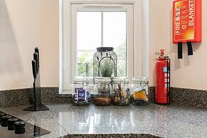 Room in Apartment - 12 Helena Luxury Serviced Apartment