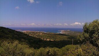 Sea View Apartment In Beautiful Sardinia - 7 Mins Walk to Beach