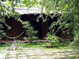 Peaceful Homestay in the Middle of Fruit Garden - Room With two Double