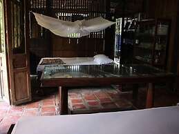 Peaceful Homestay in the Middle of Fruit Garden - Room With two Double