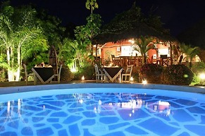 Room in B&B - Kibali Wonerful Bed & Breakfast Resort