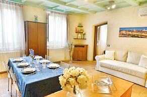 Luna 36 Apartment In Central Florence