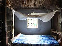 Peaceful Homestay in the Middle of Fruit Garden - Room With Four Doubl