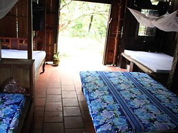 Peaceful Homestay in the Middle of Fruit Garden - Room With Four Doubl