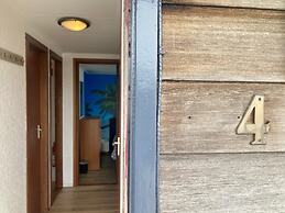 Chalet Valentina With Sauna by the Lauwersmeer