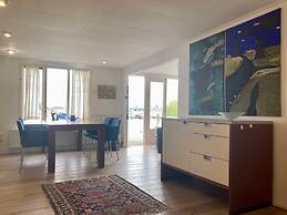 Chalet Valentina With Sauna by the Lauwersmeer