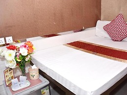 Room in Guest Room - Standard Double Room