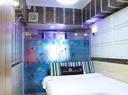 Room in Guest Room - Standard Double Room