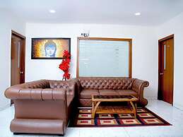 Room in Guest Room - Maplewood Guest House, Neeti Bagh, New Delhiit is