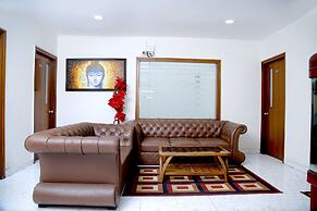 Room in Guest Room - Maplewood Guest House, Neeti Bagh, New Delhiit is