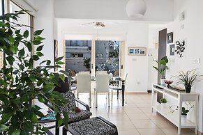 Villa Megan,modern 3bdr Villa,close To The Beach