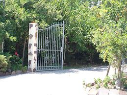 Sa Domu Sarda - Apartment With Garden