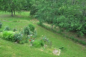 Room-paradise is Real at Vale Martinho Z