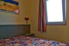 Cottage-apartment On The Coast In Rural Bliss