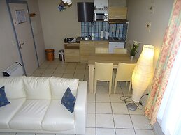 Room in Apartment - Condo Gardens Leuven - Budget Studio Twin
