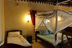 Room-a Wonderful Beach Property in Diani