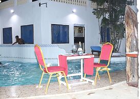 Room-a Wonderful Beach Property in Diani