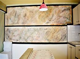 Entire Private Suite Sea Full View With Balcony, Shared Pool and Air C