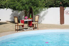 Room-a Wonderful Beach Property in Diani