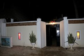 Room-a Wonderful Beach Property in Diani