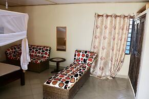 Room-a Wonderful Beach Property in Diani