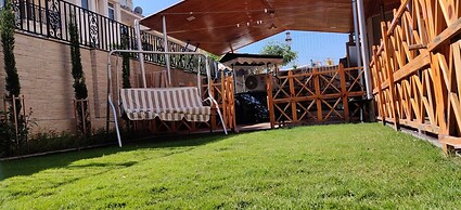 Room in Condo - 'mount View Double-bed' By Aparna Bienvenue !