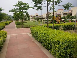 Room in Condo - 'mount View Double-bed' By Aparna Bienvenue !